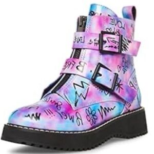 Steve Madden Kids' Wordup Combat Boot New in box never worn kid size 5